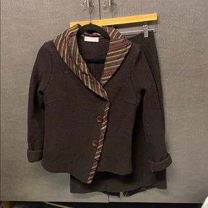 Beautiful brown wool women’s 2 piece suit